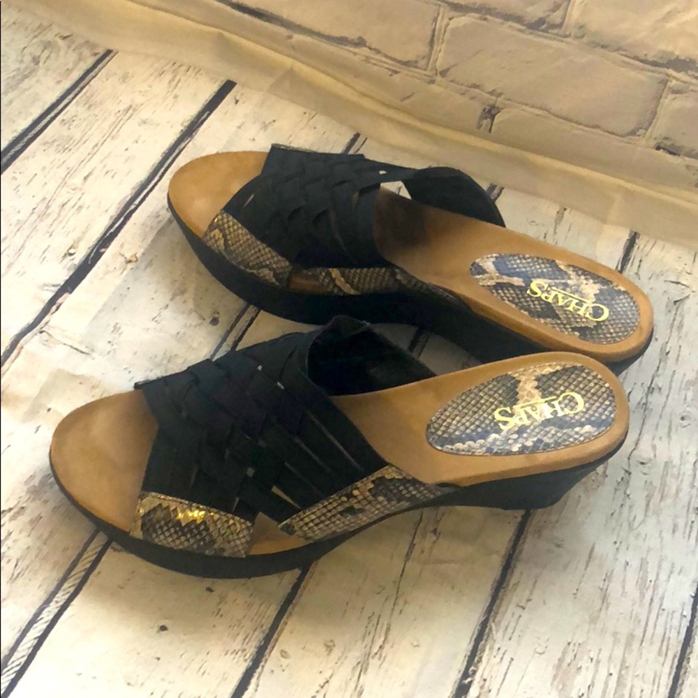 New!! Chaps Sandals